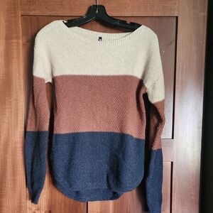 Kuhl Cream and Brown Crew Neck Sweater